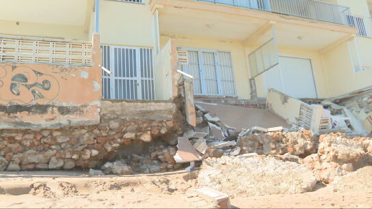 Casa hundida en Tavernes de la Valldigna (Valencia)