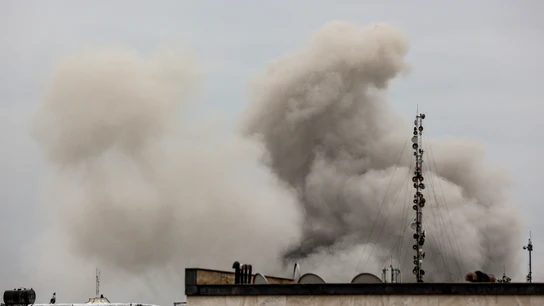 Humo tras un ataque israelí en Teherán, Irán, el 16 de marzo de 2026. Humo tras un ataque israelí en Teherán, Irán, el 16 de marzo de 2026.