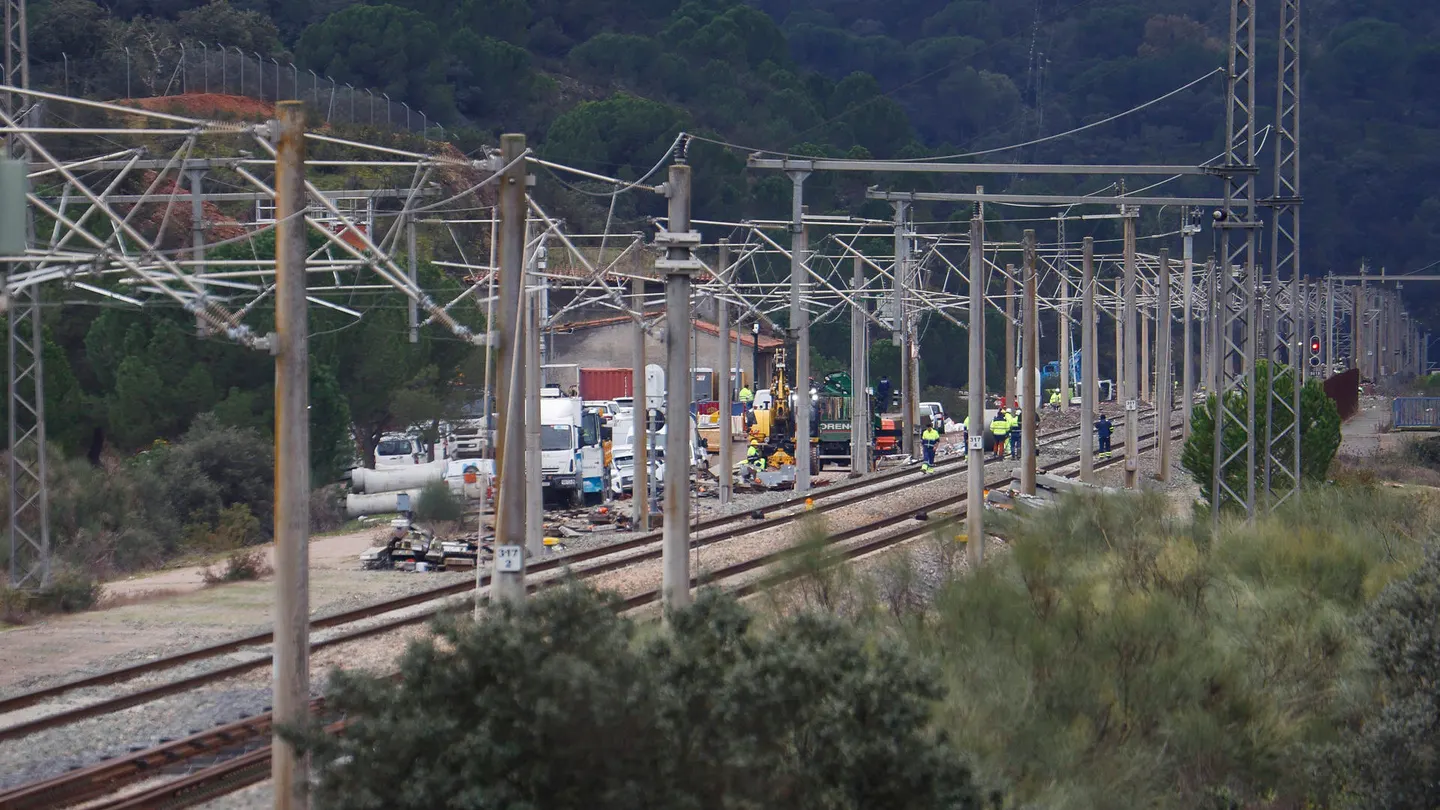 El lugar del accidente ferroviario en Adamuz (Córdoba) en una imagen de archivo. El lugar del accidente ferroviario en Adamuz (Córdoba) en una imagen de archivo.