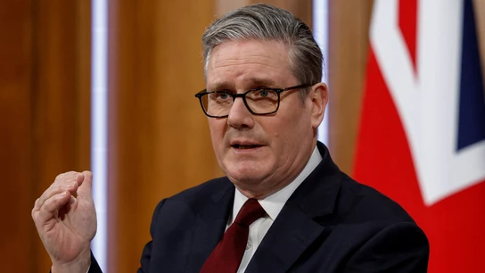 El primer ministro británico, Keir Starmer, habla con los medios de comunicación sobre la situación en Oriente Medio El primer ministro británico, Keir Starmer, habla con los medios de comunicación sobre la situación en Oriente Medio