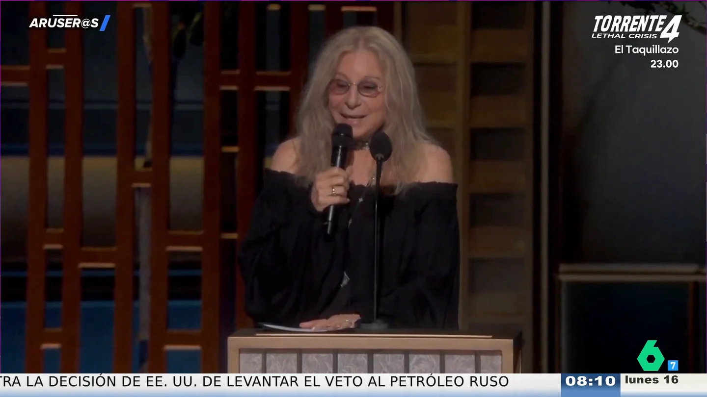 El vídeo de Barbra Streisand cantando 'Tal como éramos' en homenaje a Robert Redford en los Premios Oscar El vídeo de Barbra Streisand cantando 'Tal como éramos' en homenaje a Robert Redford en los Premios Oscar