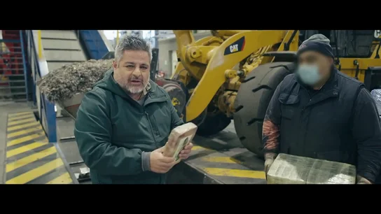 "Cada paquete cuesta 30.000 euros, pero esta droga no va a llegar a la calle": así se destruye la droga que se incauta "Cada paquete cuesta 30.000 euros, pero esta droga no va a llegar a la calle": así se destruye la droga que se incauta