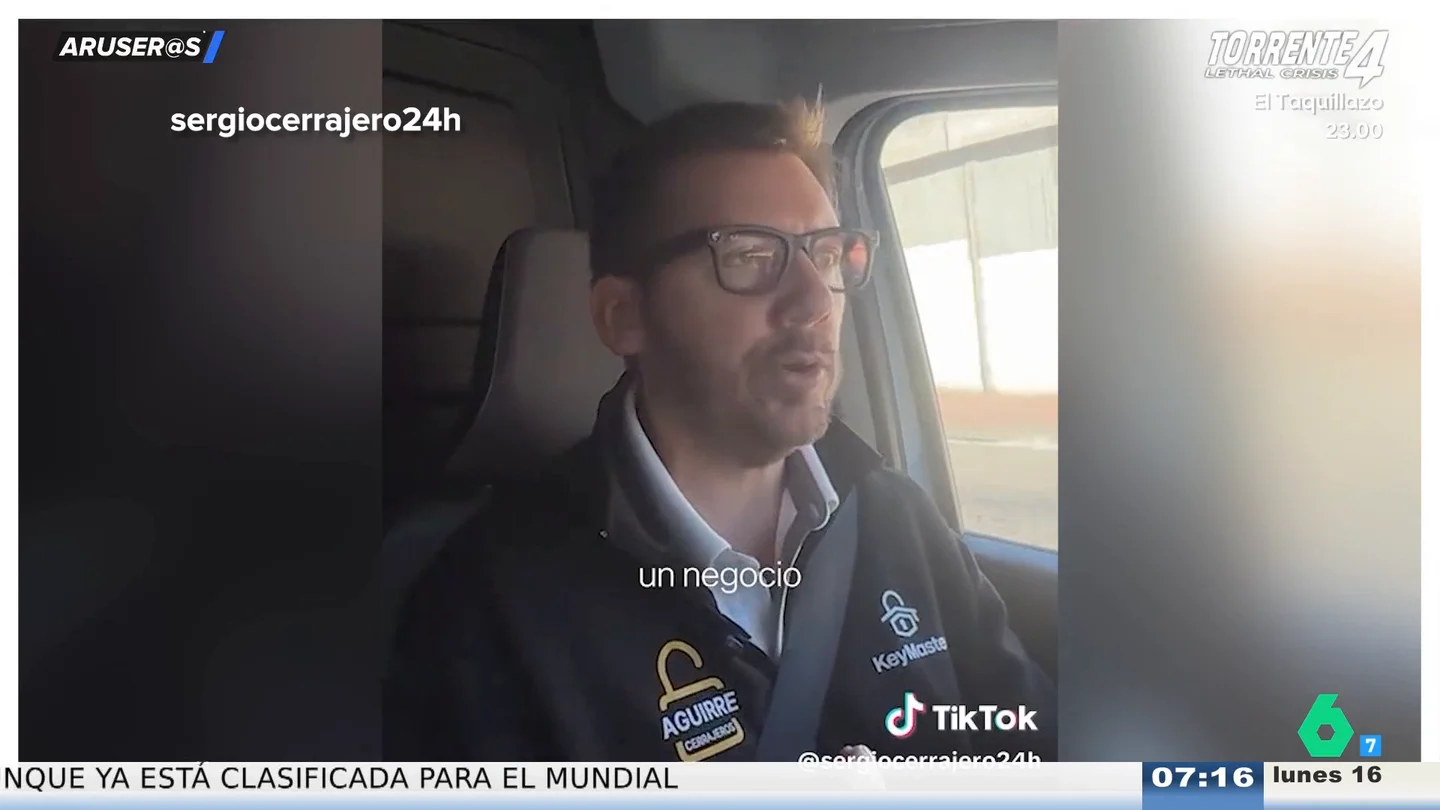 Un cerrajero justifica que se cobren 400 euros por abrir una puerta en una gran ciudad: "Lo siento mucho por el cliente que le toque, pero..." Un cerrajero justifica que se cobren 400 euros por abrir una puerta en una gran ciudad: "Lo siento mucho por el cliente que le toque, pero..."