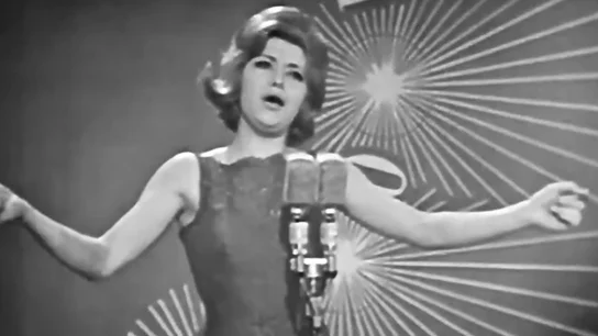 La actuación de Conchita Bautista, representante de España en Eurovisión en 1961 La actuación de Conchita Bautista, representante de España en Eurovisión en 1961