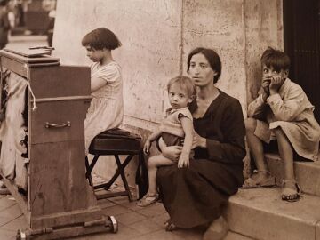 Familia en la posguerra