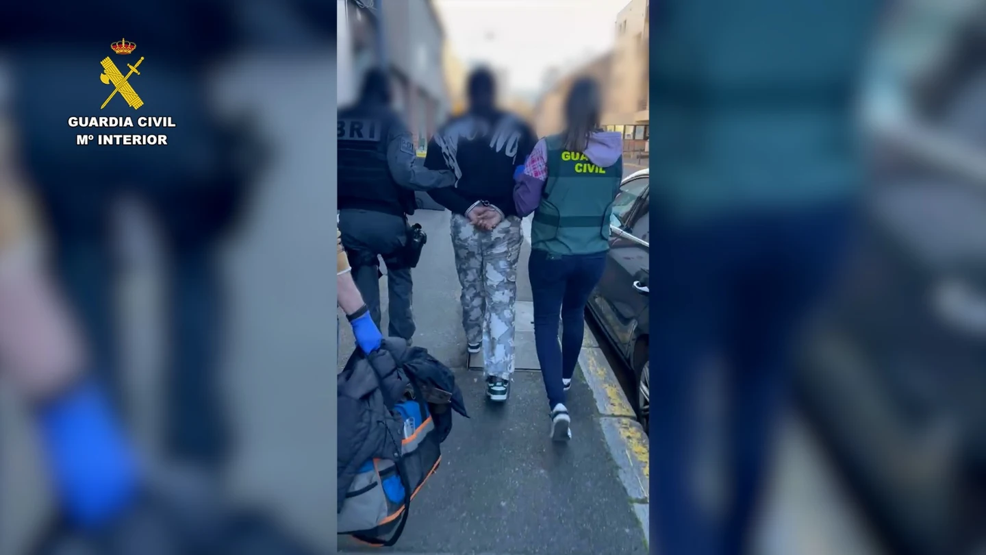 Detenidas cinco personas por el asesinato por encargo de un hombre en Lugo de Llanera (Asturias) Detenidas cinco personas por el asesinato por encargo de un hombre en Lugo de Llanera (Asturias)