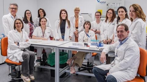Los investigadores del Centro de Investigación Biomédica en Red de Cáncer (CIBERONC) que han participado en el estudio