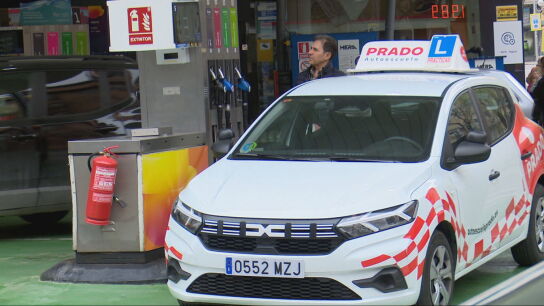 Los efectos de la subida de los carburantes por la guerra de Ir&aacute;n se notan en el bolsillo espa&ntilde;ol: "Es otro clavo para el ata&uacute;d"