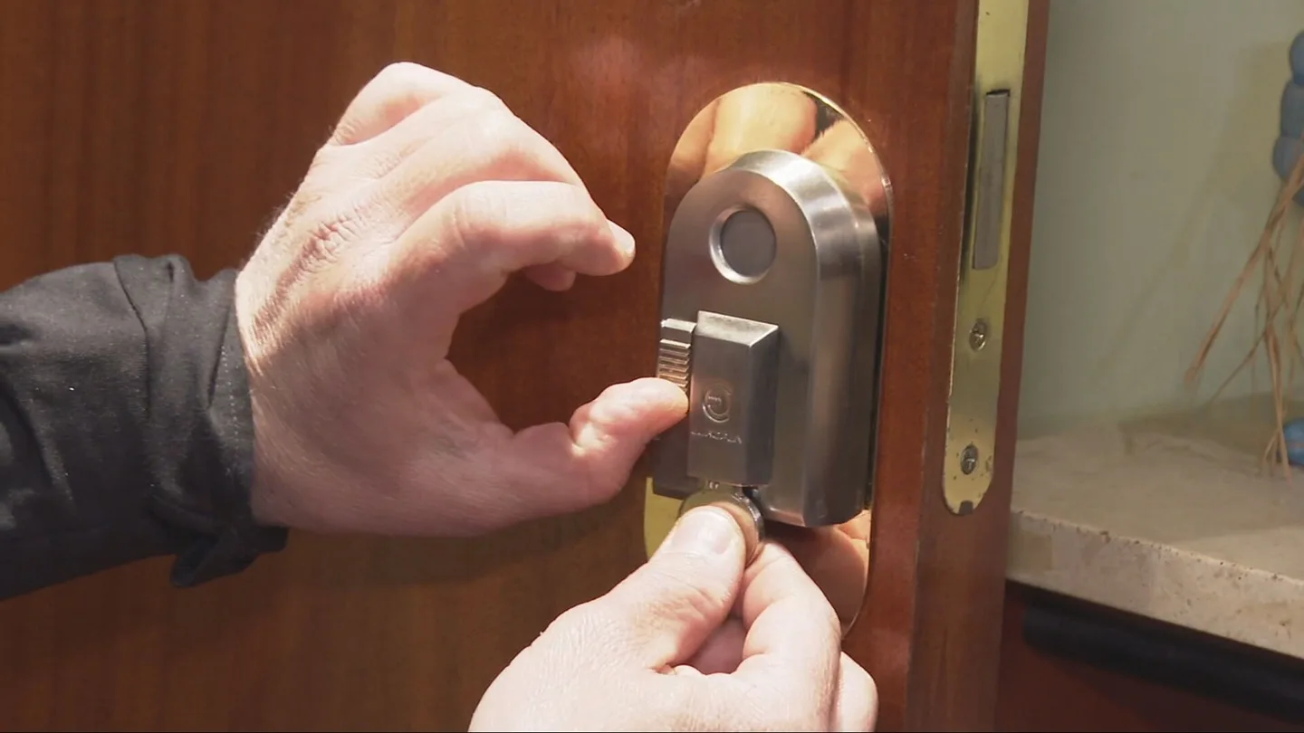 Imagen de una cerradura de una puerta Imagen de una cerradura de una puerta