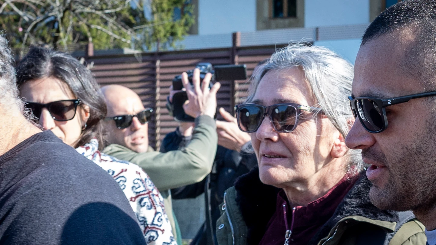 La exjefa de ETA Soledad Iparraguirre, 'Anboto', sale este martes de la cárcel de Martutene de San Sebastián tras la concesión de un régimen de semilibertad La exjefa de ETA Soledad Iparraguirre, 'Anboto', sale este martes de la cárcel de Martutene de San Sebastián tras la concesión de un régimen de semilibertad