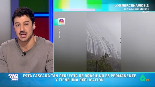 Francisco Cacho explica el curioso fenómeno que provoca esta cascada efímera en Brasil Esta cascada tan geométrica está en la región de Estrella del Norte. El meteorólogo de laSexta cuenta que el agua cae de una manera tan curiosa debido a la geología de la zona.