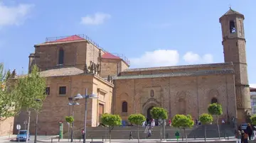 Basílica de Santa María la Mayor de Linares Basílica de Santa María la Mayor de Linares