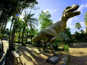 DINOLANDIA, el nuevo parque de dinosaurios robotizados DINOLANDIA, el nuevo parque de dinosaurios robotizados