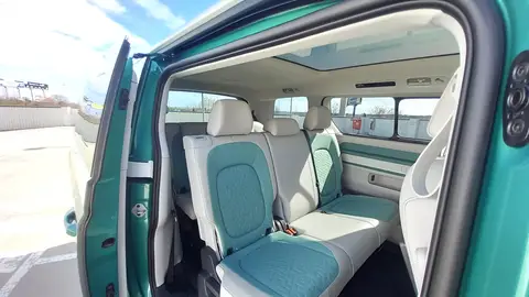 VW ID. Buzz LWB VW ID. Buzz LWB