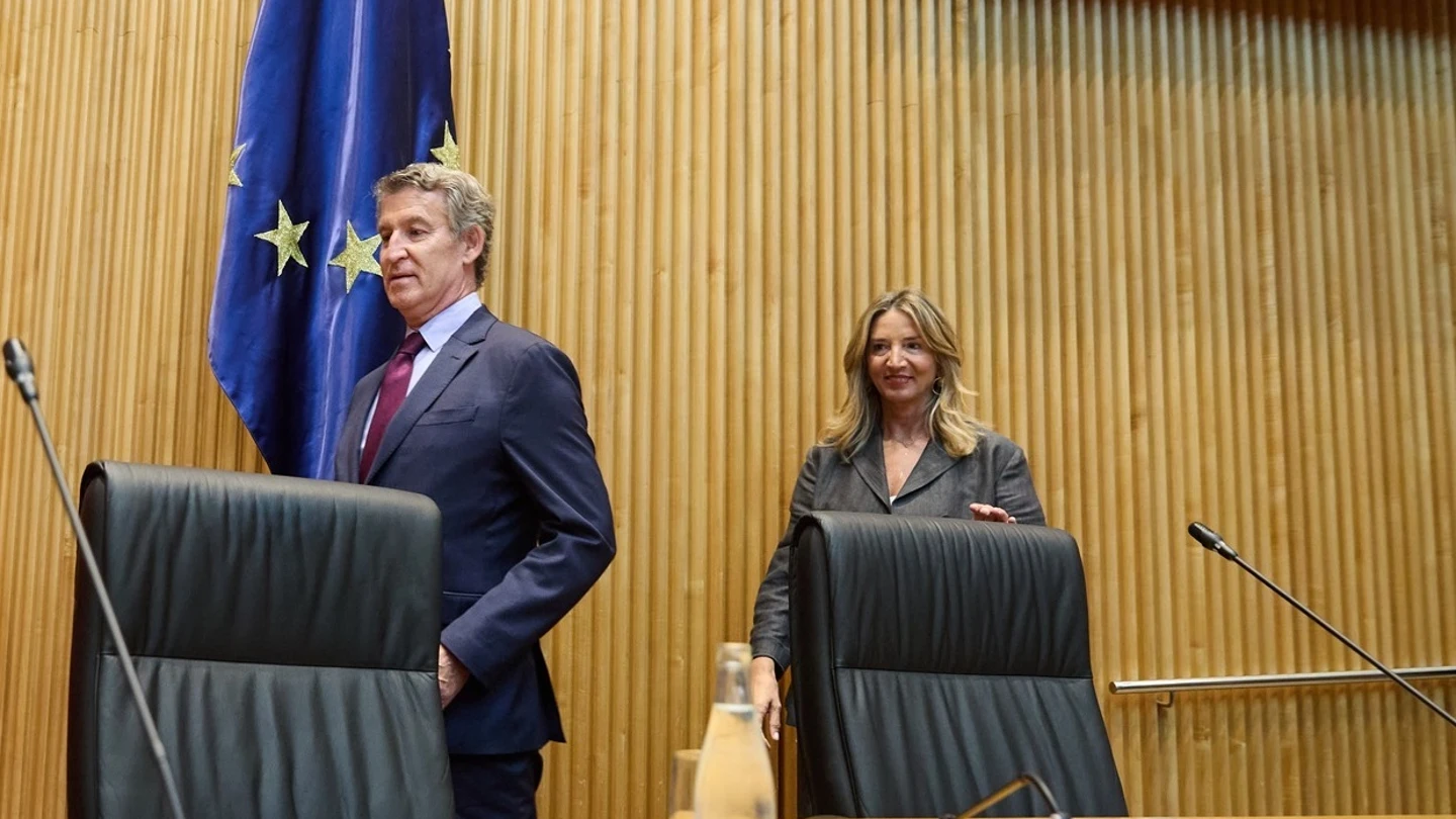 Feijóo y Alicia García en una imagen de archivo Feijóo y Alicia García en una imagen de archivo