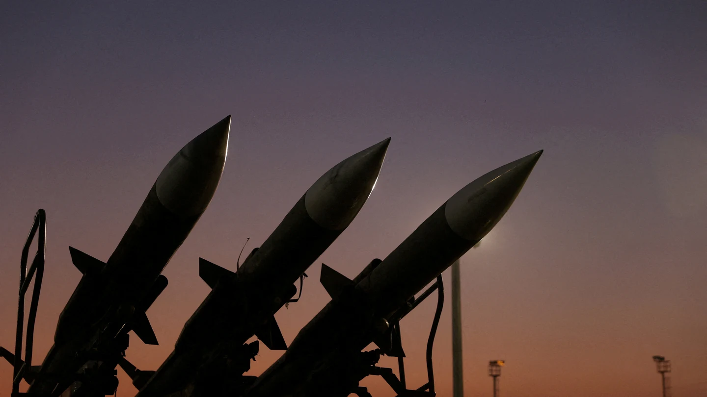 Misiles iraníes se exhiben en el Museo de la Fuerza Aeroespacial del Cuerpo de la Guardia Revolucionaria Islámica (CGRI) en Teherán, Irán Misiles iraníes se exhiben en el Museo de la Fuerza Aeroespacial del Cuerpo de la Guardia Revolucionaria Islámica (CGRI) en Teherán, Irán