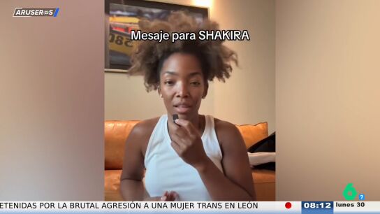 La reacci&oacute;n viral de Shakira cuando una fan de Australia le pide que la invite a sus conciertos en Espa&ntilde;a
