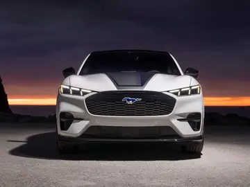 Llega a Europa la versión California Special del Mustang más eléctrico Llega a Europa la versión California Special del Mustang más eléctrico