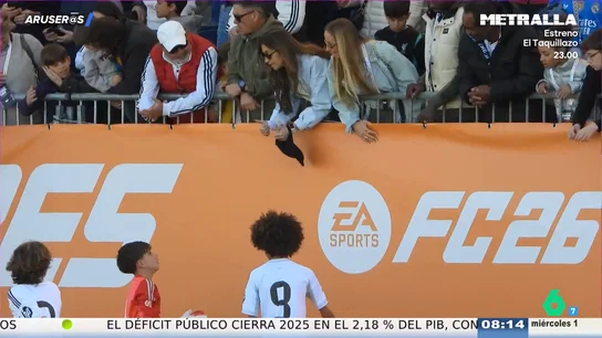 El vídeo de Sara Carbonero intentando animar a su hijo Martín tras perder un partido de fútbol El vídeo de Sara Carbonero intentando animar a su hijo Martín tras perder un partido de fútbol