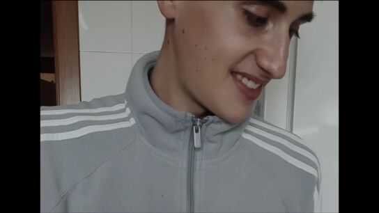 "Mi madre se echaba a llorar cuando reaccionaba a comer": Miguel relata su recuperaci&oacute;n de anorexia nerviosa