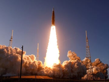 Momento del lanzamiento de Artemis II