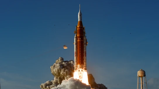 La misión Artemis II de la NASA despega del Centro Espacial Kennedy en Cabo Cañaveral La misión Artemis II de la NASA despega del Centro Espacial Kennedy en Cabo Cañaveral