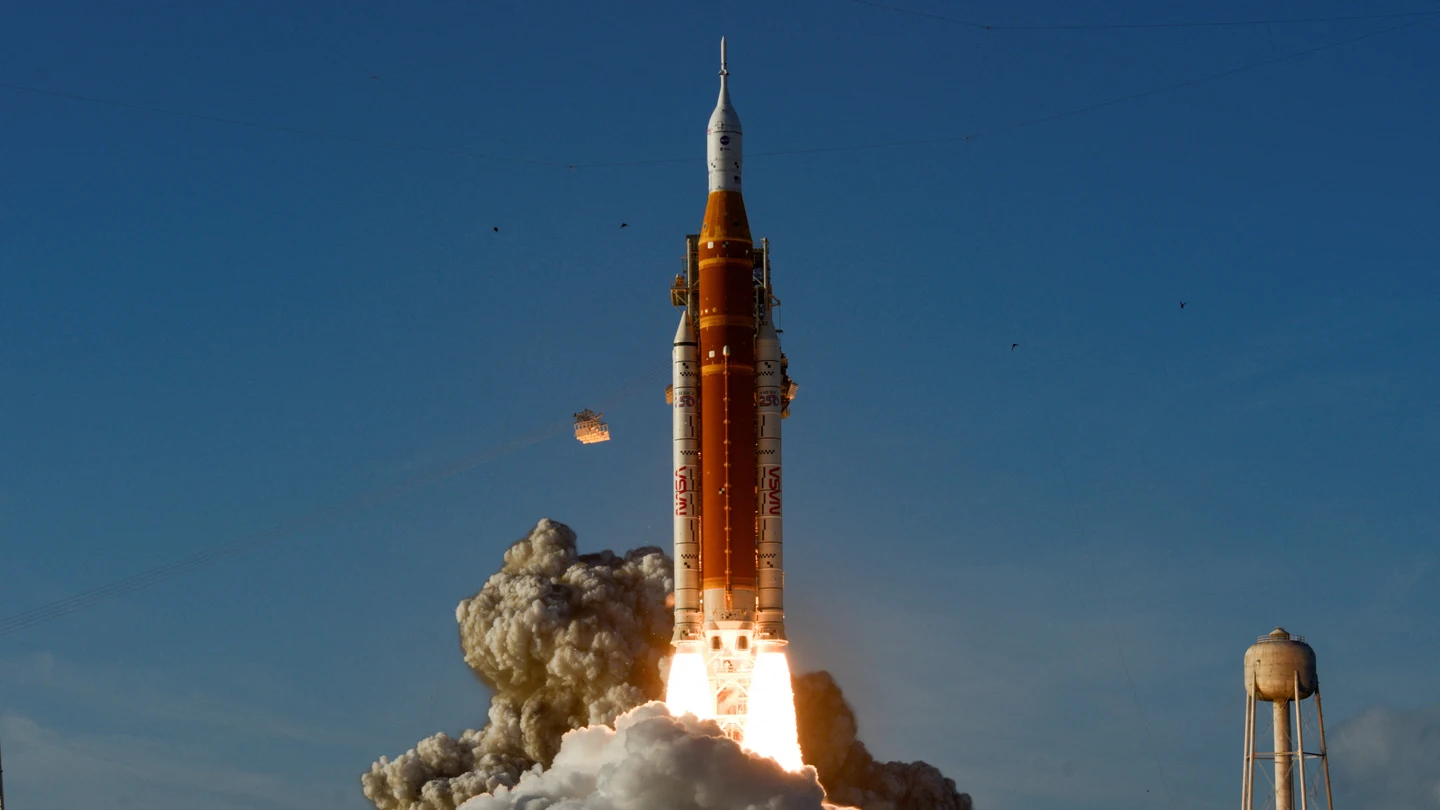 La misión Artemis II de la NASA despega del Centro Espacial Kennedy en Cabo Cañaveral La misión Artemis II de la NASA despega del Centro Espacial Kennedy en Cabo Cañaveral