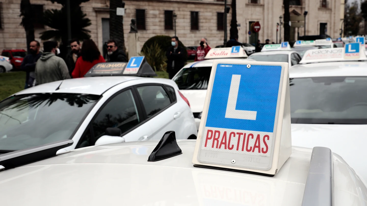 Coche de autoescuela. Coche de autoescuela.