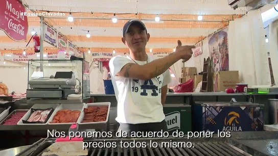 Un hostelero de la feria de San Isidro de Madrid reconoce pactar elevados precios: "Nos ponemos de acuerdo de poner el mismo precio" Un hostelero de la feria de San Isidro de Madrid reconoce pactar elevados precios: "Nos ponemos de acuerdo de poner el mismo precio"