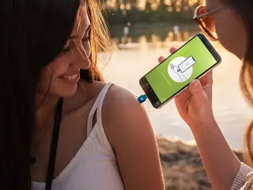 Este curioso gadget para el móvil te ayudará a aliviar las picaduras de mosquito Este curioso gadget para el móvil te ayudará a aliviar las picaduras de mosquito