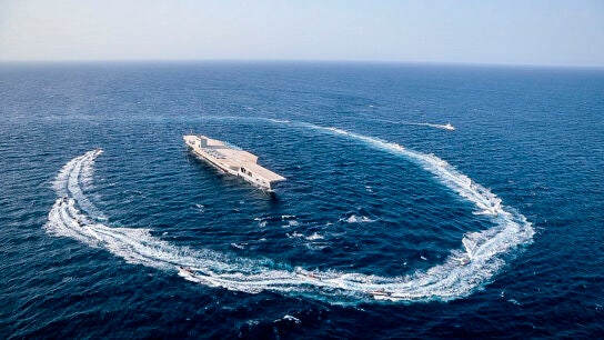  Puesta en pr&aacute;ctica de los requisitos de Ir&aacute;n para cruzar Ormuz: un permiso de la Guardia Revolucionaria, un peaje y probar que no hay relaci&oacute;n con EEUU