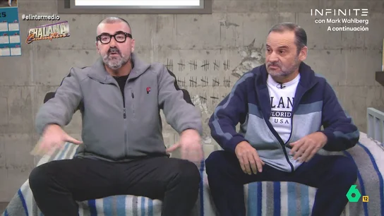 'Ábalos' y 'Koldo' planean desnudarse ante el juez: "De esta nos liberan y acabamos liderando el movimiento feminista" Wyoming y Dani Mateo se convierten en 'José Luis Ábalos' y 'Koldo García' en este vídeo de 'Chalana Connection' donde se preparan para declarar ante el juez del Supremo en el marco del juicio por el caso mascarillas.