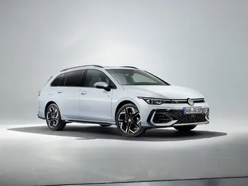 El Volkswagen Golf Variant híbrido puede ser más accesible que el Seat León ST de gasolina si eliges un coche de ocasión El Volkswagen Golf Variant híbrido puede ser más accesible que el Seat León ST de gasolina si eliges un coche de ocasión