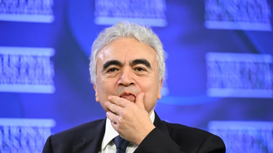 El director ejecutivo de la Agencia Internacional de Energía, Fatih Birol, en el Club Nacional de Prensa en Canberra, Australia El director ejecutivo de la Agencia Internacional de Energía, Fatih Birol, en el Club Nacional de Prensa en Canberra, Australia