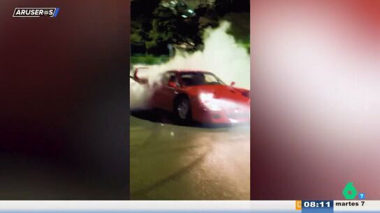 Lewis Hamilton confirma su relaci&oacute;n con Kim Kardashian derrapando con ella un Ferrari en este v&iacute;deo