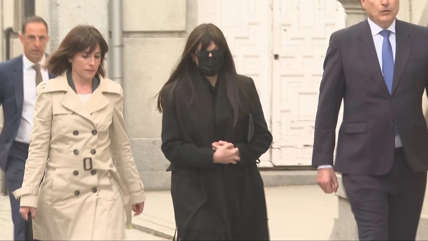 Llegada de la exnovia de Ábalos, Jésica Rodríguez, al Supremo Llegada de la exnovia de Ábalos, Jésica Rodríguez, al Supremo