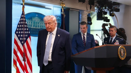 El presidente de Estados Unidos, Donald Trump, tras atender a periodistas en la Casa Blanca El presidente de Estados Unidos, Donald Trump, tras atender a periodistas en la Casa Blanca