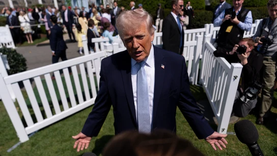 El presidente de Estados Unidos, Donald Trump, atiende a los medios de comunicación en la Casa Blanca El presidente de Estados Unidos, Donald Trump, atiende a los medios de comunicación en la Casa Blanca