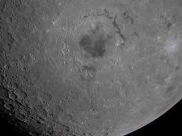 La cuenca Oriental de la Luna