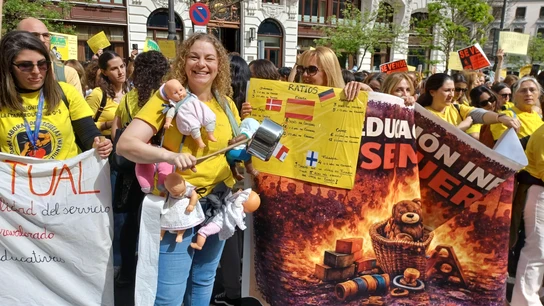 Huelga (indefinida) en las escuelas infantiles (0-3) de Madrid: "Es violencia institucional contra la infancia" Huelga (indefinida) en las escuelas infantiles (0-3) de Madrid: "Es violencia institucional contra la infancia"