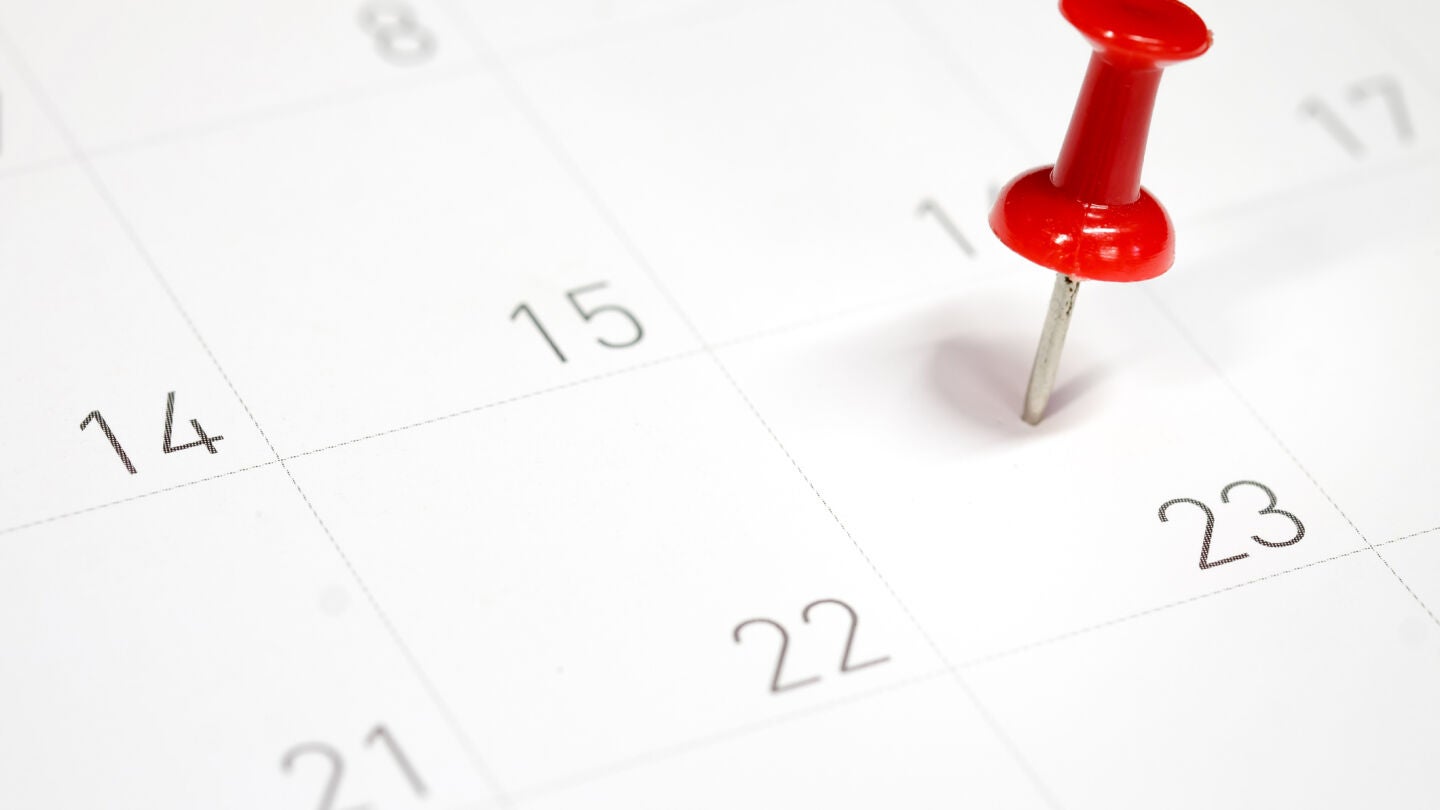 Calendario marcando el 23 de abril