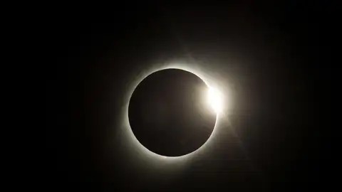 Imagen de archivo de un eclipse total de sol Imagen de archivo de un eclipse total de sol