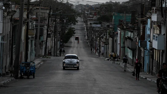 Una de las calles de Cuba refleja los efectos de la crisis que sufre el país Una de las calles de Cuba refleja los efectos de la crisis que sufre el país