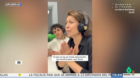Alicia Borrachero, contra los espectadores que están con el móvil cuando van al teatro: "No tienen ni idea de lo que ocurre en el escenario" Alicia Borrachero, contra los espectadores que están con el móvil cuando van al teatro: "No tienen ni idea de lo que ocurre en el escenario"