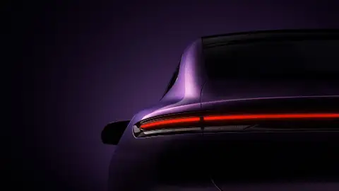 La próxima amenaza del Tesla Model 3 es de MG y se presenta en forma de Porsche accesible La próxima amenaza del Tesla Model 3 es de MG y se presenta en forma de Porsche accesible