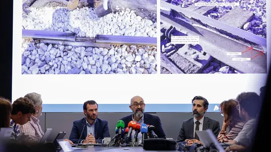 El presidente de Adif, Pedro Marco de la Peña, en una rueda de prensa este lunes El presidente de Adif, Pedro Marco de la Peña, en una rueda de prensa este lunes