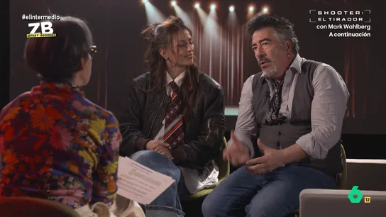 Agustín Jiménez, cómico y monologuista: "Se puede hacer humor de todo, pero a ver si eres capaz" Thais Villas reúne a dos generaciones de cómicos: el monologuista Agustín Jiménez y la tiktoker Tamara García, para hablar sobre el humor y la profesión, sus orígenes en el mundillo y si es peor un silencio incómodo o no tener likes.