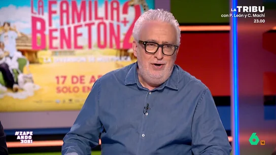 Leo Harlem presenta en Zapeando 'La familia Benetón + 2': "Estamos tranquilos y aparecen dos bebés que cuidadín" El próximo 17 de abril se estrena la secuela de esta divertida película familiar protagonizada por el cómico y Juan Manuel Montilla 'El Langui'. En el film, Toni Benetón ve como su familia aumenta, de nuevo, por sorpresa.