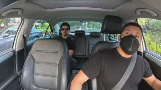 Luis Fonsi y su divertido viaje en taxi: de un concierto privado a pedirle al taxista ser su ch&oacute;fer para siempre