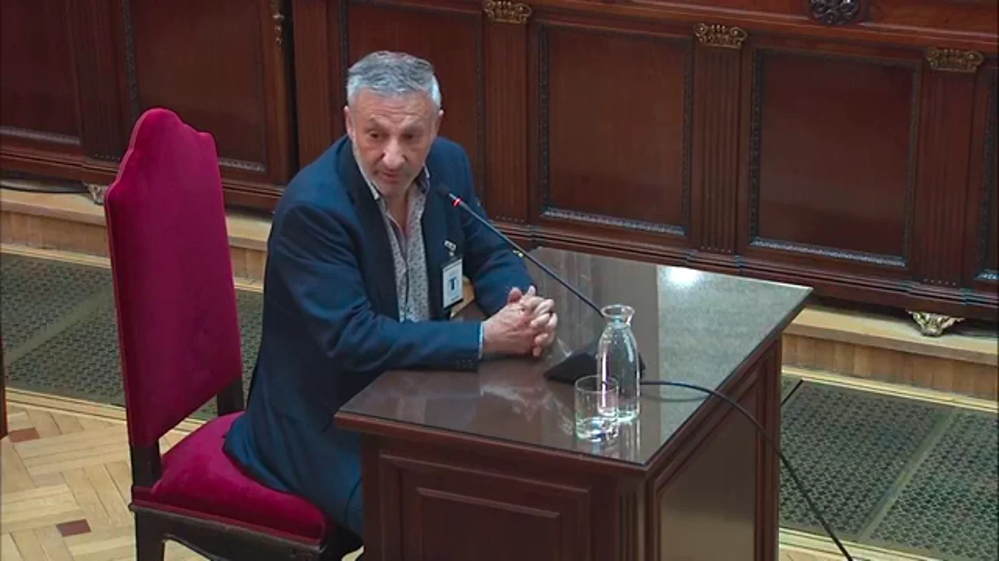 La versión de Puertos del Estado por las mascarillas: el expresidente apunta a otro ex alto cargo que niega irregularidades La versión de Puertos del Estado por las mascarillas: el expresidente apunta a otro ex alto cargo que niega irregularidades